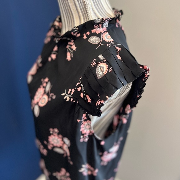 Loft Floral Ruffle Shell - Picture 4 of 9